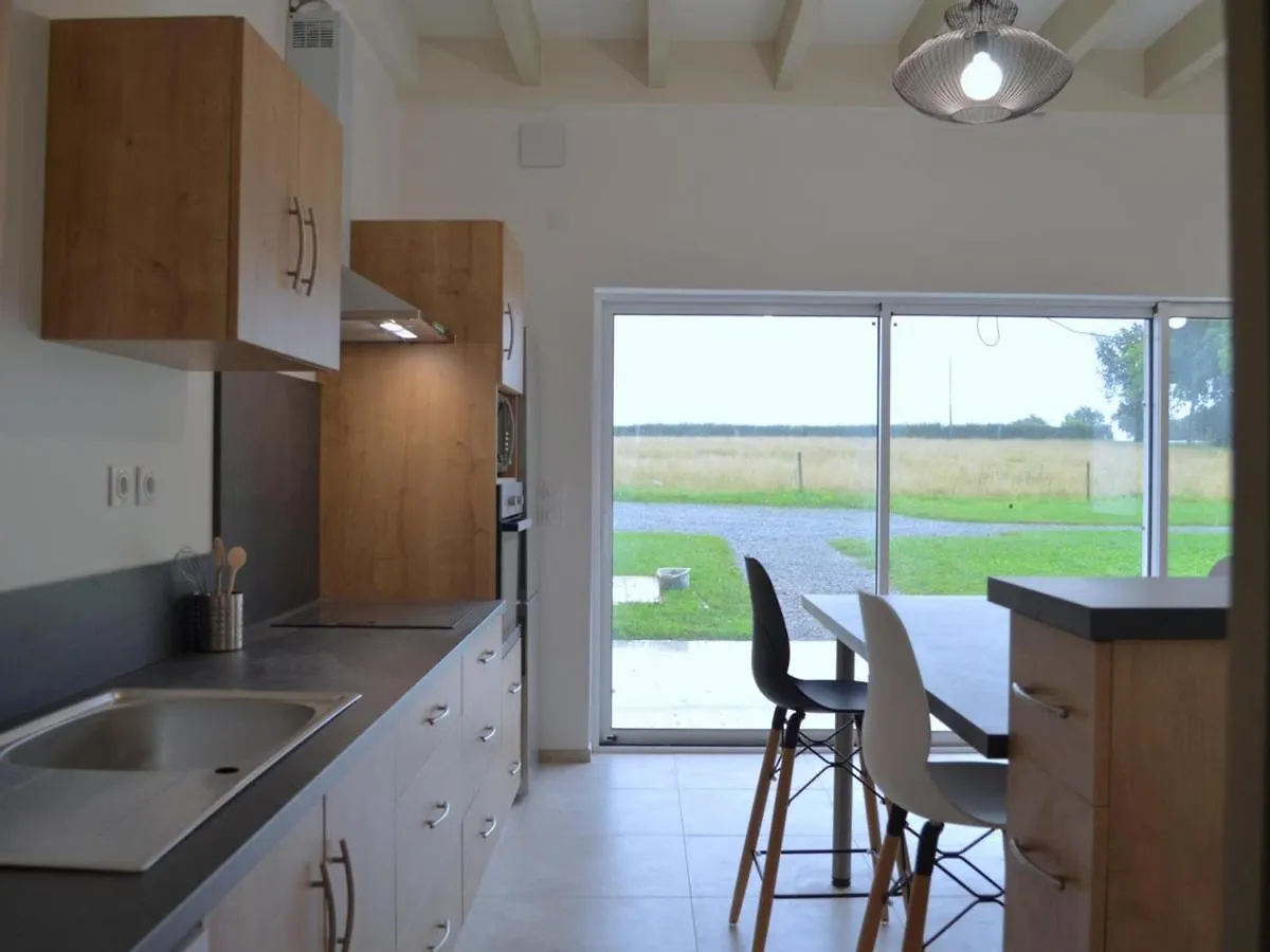 Charmante Maison De Campagne Avec Piscine Commune Et Terrasse Privative A Chalain-Le-Comtal - Fr-1-496-236 Dom wakacyjny